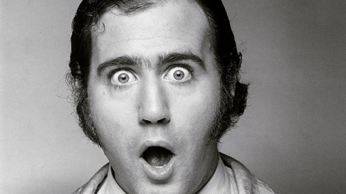 Morre Andy Kaufman (ou não!)