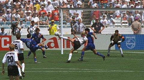 Com susto, Alemanha se garantes nas oitavas