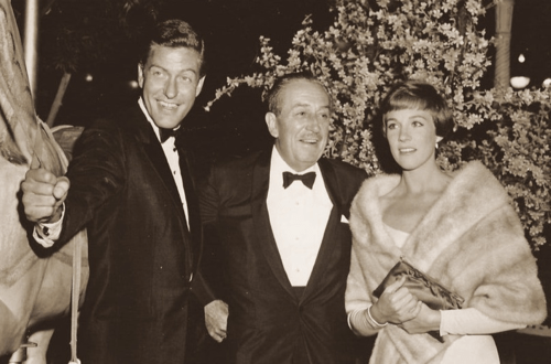 “Mary Poppins” tem première em Los Angeles