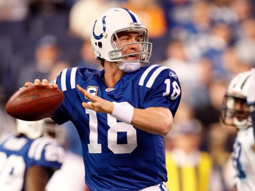 Peyton Manning quebra recorde de Dan Marino