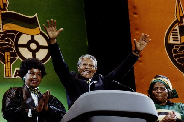 Mandela comanda show antiapartheid em Wembley