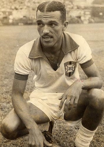 Morre o ex-jogador Jair Rosa Pinto