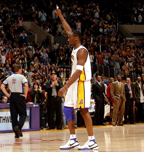 Kobe Bryant, 81