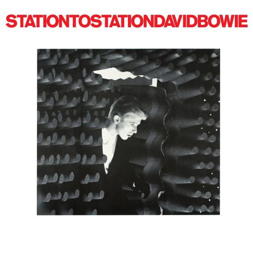 David Bowie lança o álbum Station to Station