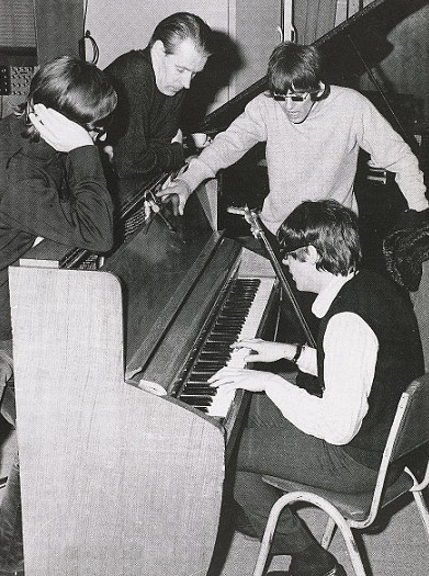 Beatles terminam a gravação de 