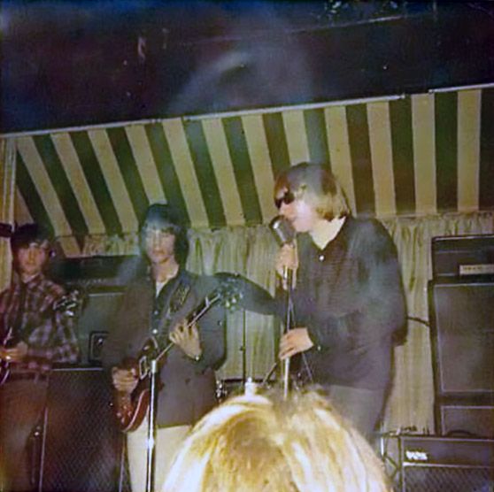 Jimmy Page faz seu primeiro show com os Yardbirds