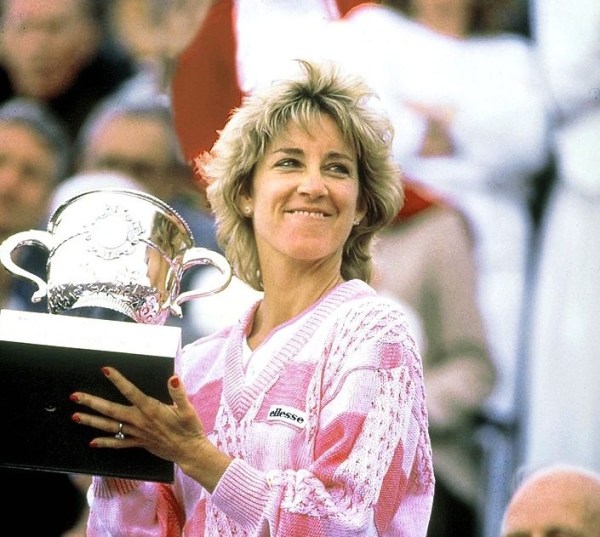 Chris Evert conquista o 7º e último título em Roland Garros