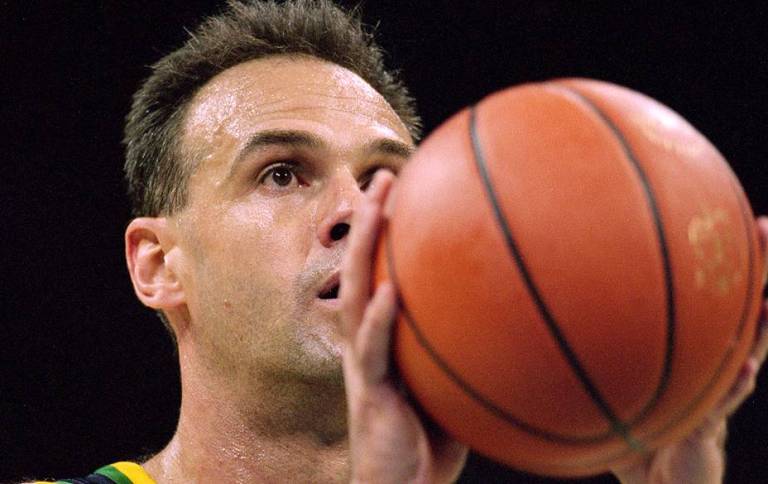 O último jogo de Oscar Schmidt pela seleção brasileira de basquete
