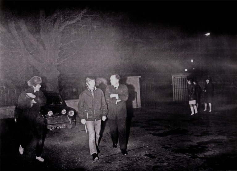 Beatles iniciam a gravação de Sgt. Pepper's Lonely Hearts Club Band