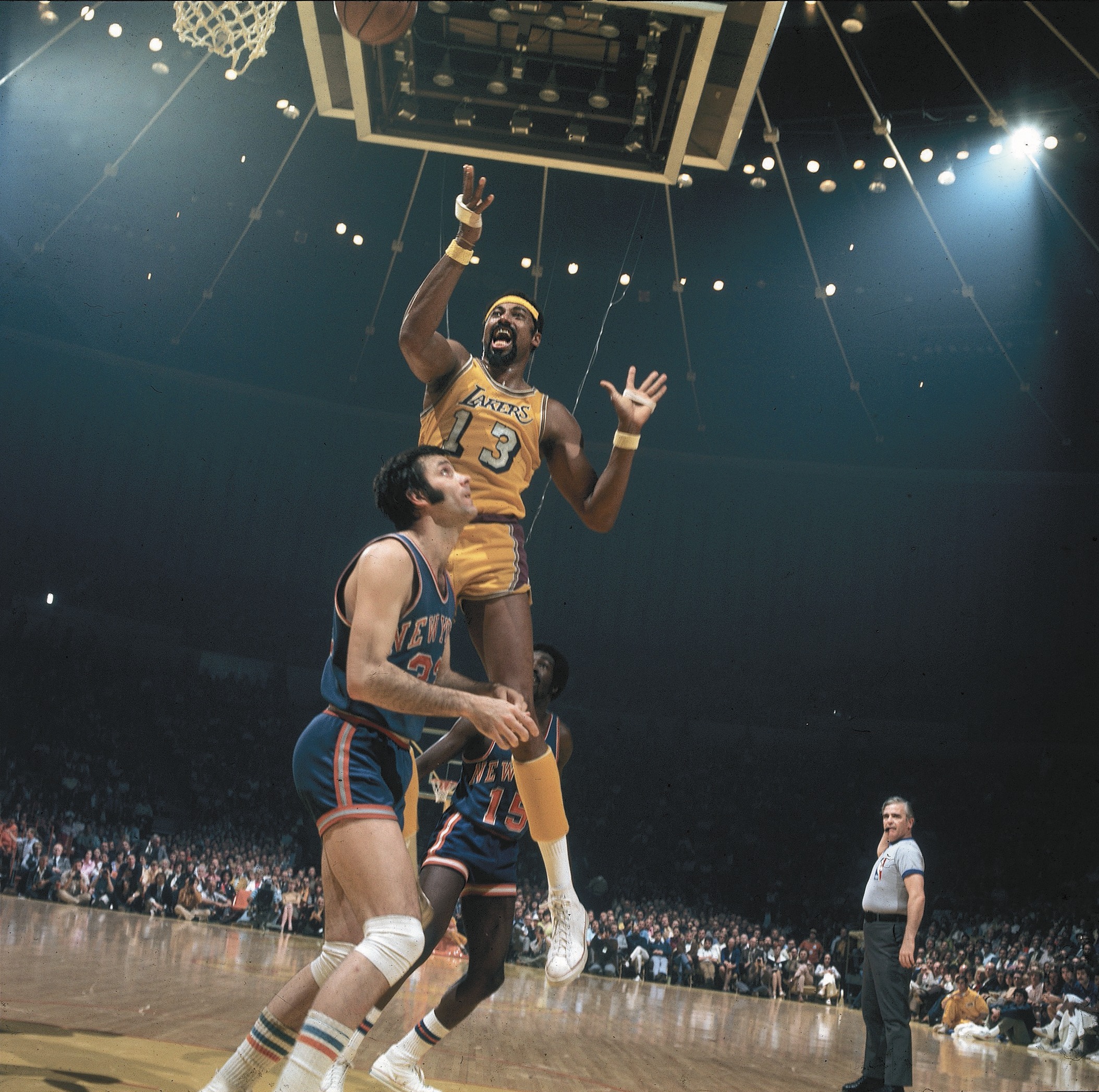Lakers conquistam o primeiro título para Los Angeles – efemérides