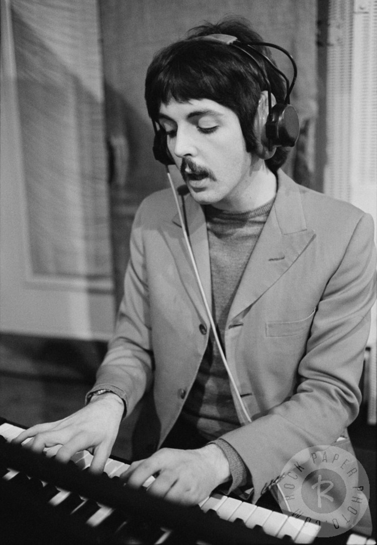 O papel de Paul em Sgt. Pepper’s – efemérides do éfemello